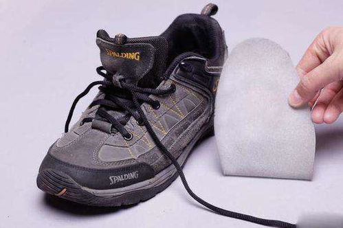 鞋子里的异味，真的让人头疼啊！