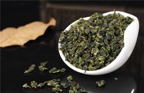 掌握铁观音冲泡技巧：专业指南，轻松泡出好茶！