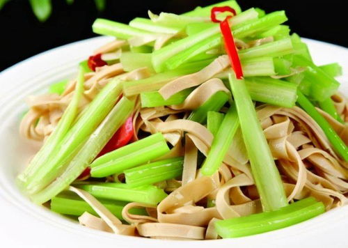 茭白不宜与豆腐、蜂蜜同食，易引发身体不适