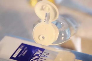 水杨酸，神奇的祛痘武器