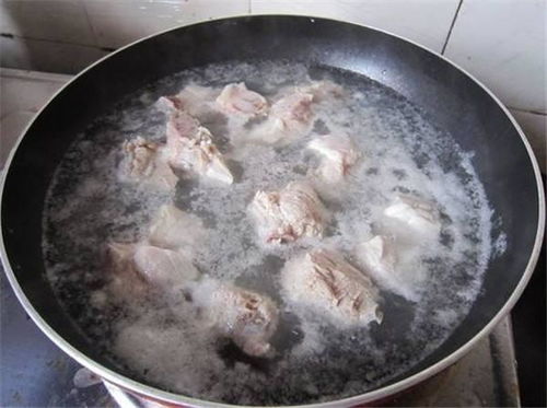 2. 海鲜焯水，一场水温和时间的较量