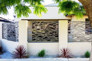 二、 适合Zuo围墙的带刺植物