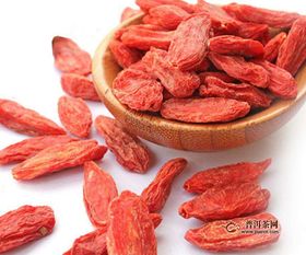 玫瑰花枸杞茶功效惊人，你知道它对女性健康有哪些神奇作用吗