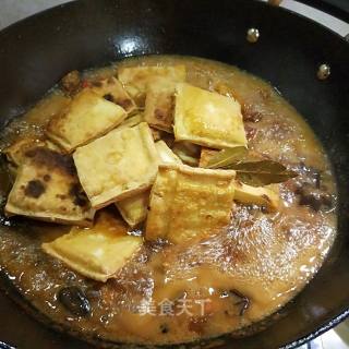 三、五花肉炖豆腐