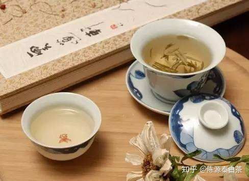白茶养生功效，喝白茶究竟有哪些神奇作用