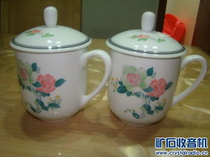 瓷月季与可可杯：花器的奇妙之旅