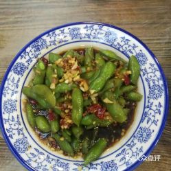 江城早春，绿毛豆抢先上市