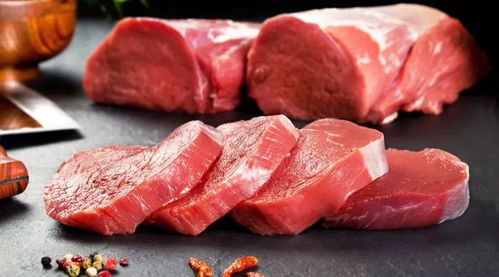 牛肉中钙含量丰富吗？牛主要食用哪些饲料？