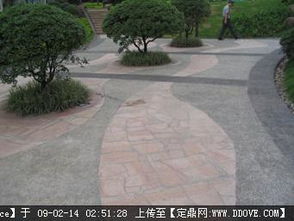 四、 铺装施工：细节决定成败