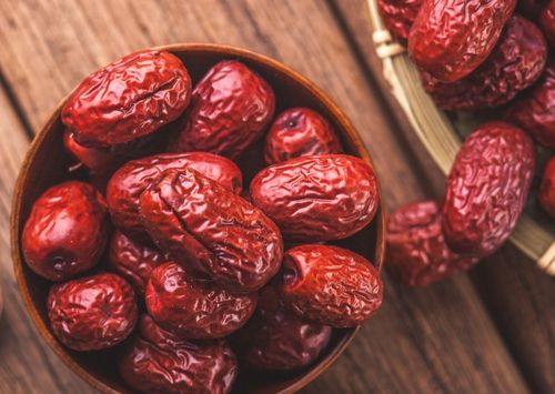 和田大枣的种植环境， 阳光与干燥的恩赐