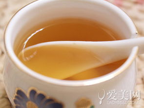 蜂蜜：天然甜味剂