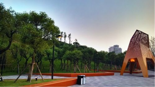 1. 植物色彩的巧妙运用