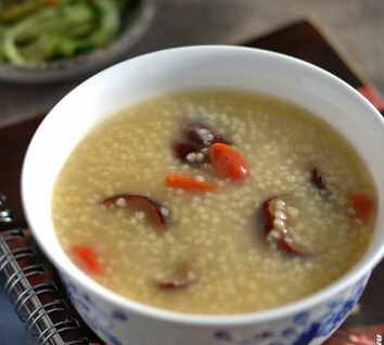 小米枸杞大枣粥，传统养生佳品