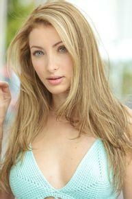 花朵：贝拉琳达的奇幻色彩