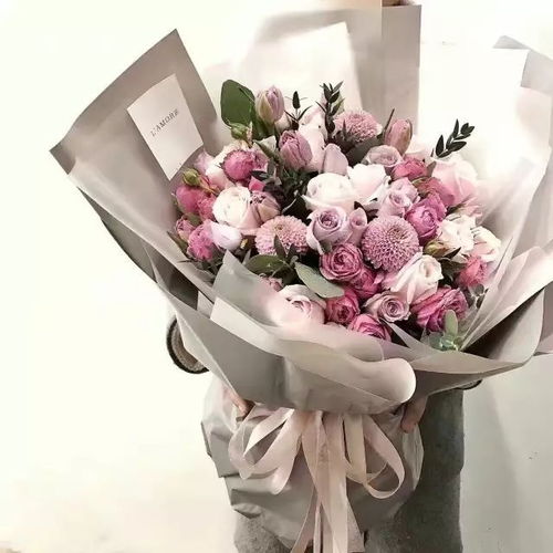 19朵红色玫瑰花代表浪漫、热情和纯真