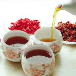 红巧梅花茶，以红茶为基础