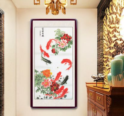 桃花的美丽与吉祥寓意，是否使得它成为我国传统文化中不可或缺的象征之一呢