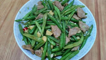 每次去那家饭店， 都感觉心情特别好