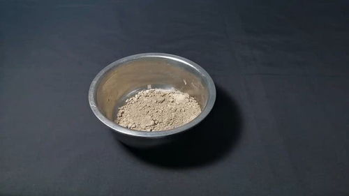 蚊香灰：花肥新宠还是害虫引子？