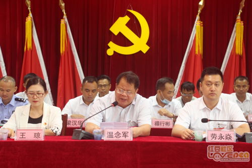 菊花象征的坚韧与高洁，其深层内涵是否反映了中华民族不屈不挠的精神特质