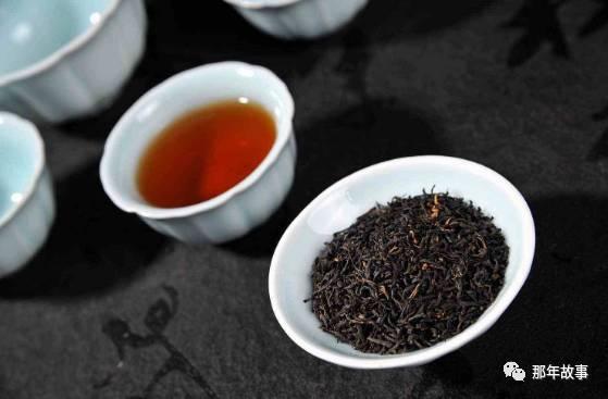 中国红茶品种繁多，其中以祁门红茶、滇红、正山小种最为著名