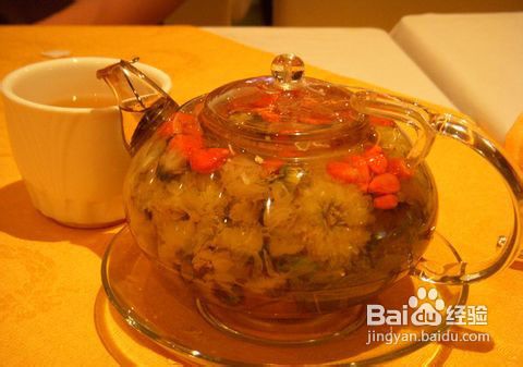 菊花茶泡了第二天还能喝吗？这样处理第二天再喝