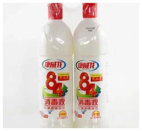 孔雀养殖消毒需注意消毒剂选择、浓度、方法及消毒后通风