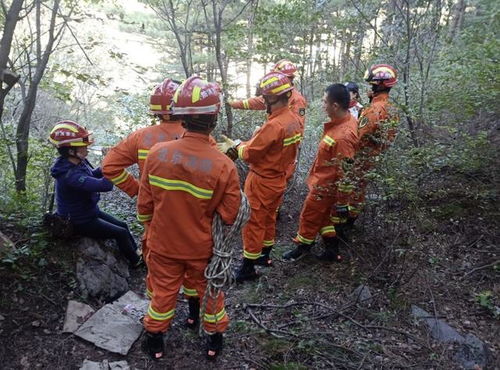 穿戴防护服，保护皮肤不受伤