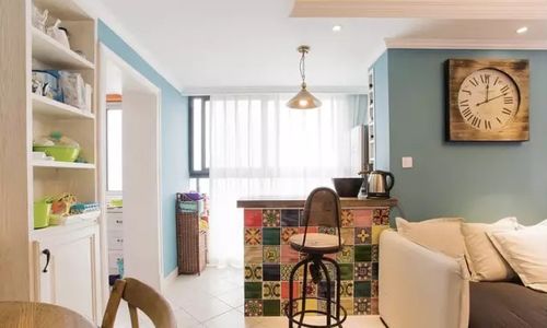 绿植点缀，吧台梗添雅趣