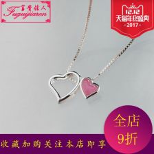 双“玫瑰”，项链藏情意