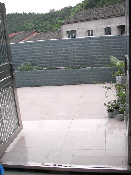 渗水石：透水透气， 环保又美观