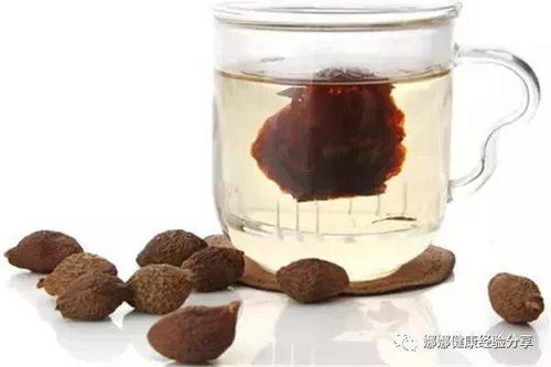 玫瑰花泡水喝，养生还是伤身