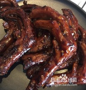 腌制鸭爪如何防止变黑？变黑后还能吃吗