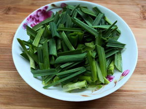 清明后蒜苗价超12元/斤，比肉还贵