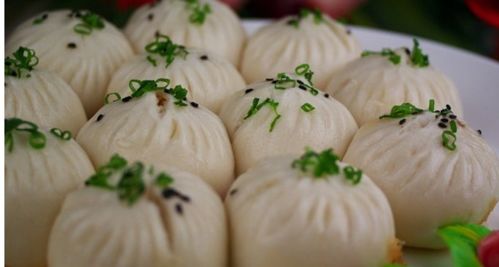 制作包子，选用中筋面粉