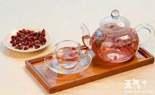 玫瑰花茶搭配什么花茶最佳？养生达人推荐这几款