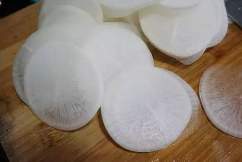 白萝卜腌咸菜，传统家常菜