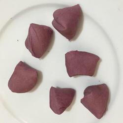 紫薯玫瑰花馒头怎么做？简单手把手教学