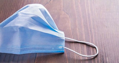 1. 佩戴口罩和手套