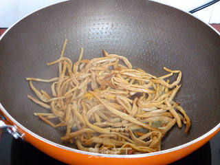 黄花菜做法大全，家常菜谱
