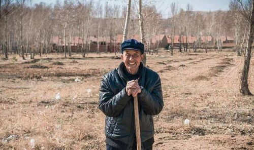 老农含泪说真相