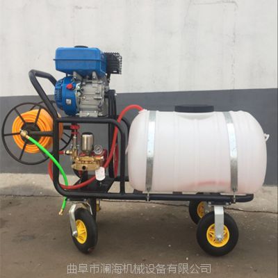 澜海手推式打药机：雾化均匀，灭虫效果显著