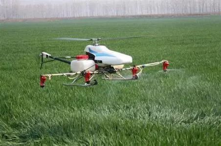 不必重复用药一般情况下 农药喷施超过了4个小时后下雨，就没有太大问题了也不需要重复喷药了。接下来还要结合雨量的大小，降雨量的多少也是会对药效起着hen关键性作用的。Ru果打完药之后虽然下雨了但降雨量在10毫米以下时对药效的影响也不会hen大，就不需要喷药了。2、一次性降雨量大于