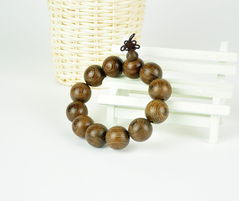 金丝楠木：温润如玉，香气袭人