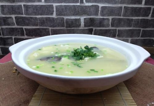鳙鱼炖豆腐，一道家常菜