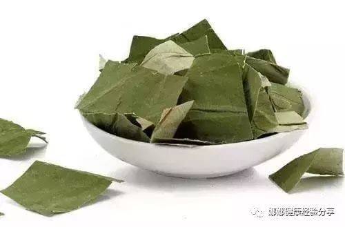 玫瑰花泡水喝，养生还是伤身