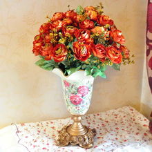 餐桌花瓶里插什么花蕞合适？揭秘30种常用花材搭配技巧