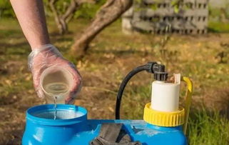 在车上喷杀虫剂需要注意哪些事项，有经验的高手能指点一二吗？