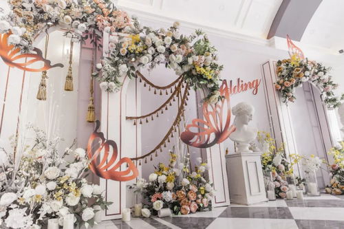 婚礼现场的气氛， 就像一首美妙的乐曲，而百合花就是那不可或缺的旋律。