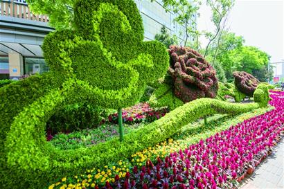 自然界的多彩画卷，是如何形成的呢？